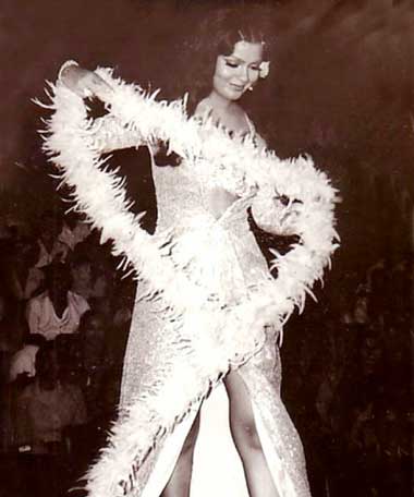 Zeenat Aman is second runner up in the Miss India contest 1970