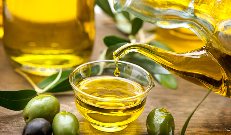 Strengthen The Immune System_Health Benefits Of Olive Oil Leaf Extract And Its Usage